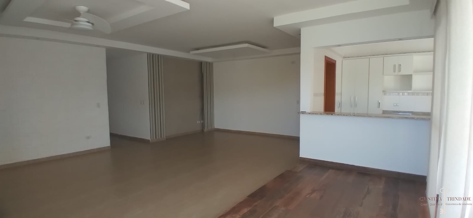 Apartamento à venda com 3 quartos, 200m² - Foto 4