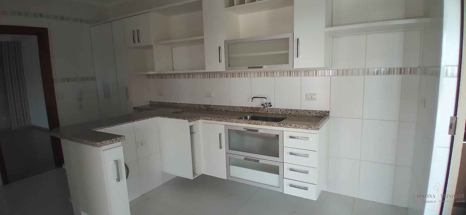 Apartamento à venda com 3 quartos, 200m² - Foto 5